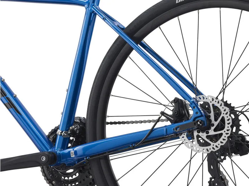 2021 Giant Escape 3 Disc Hybrid Bike in 