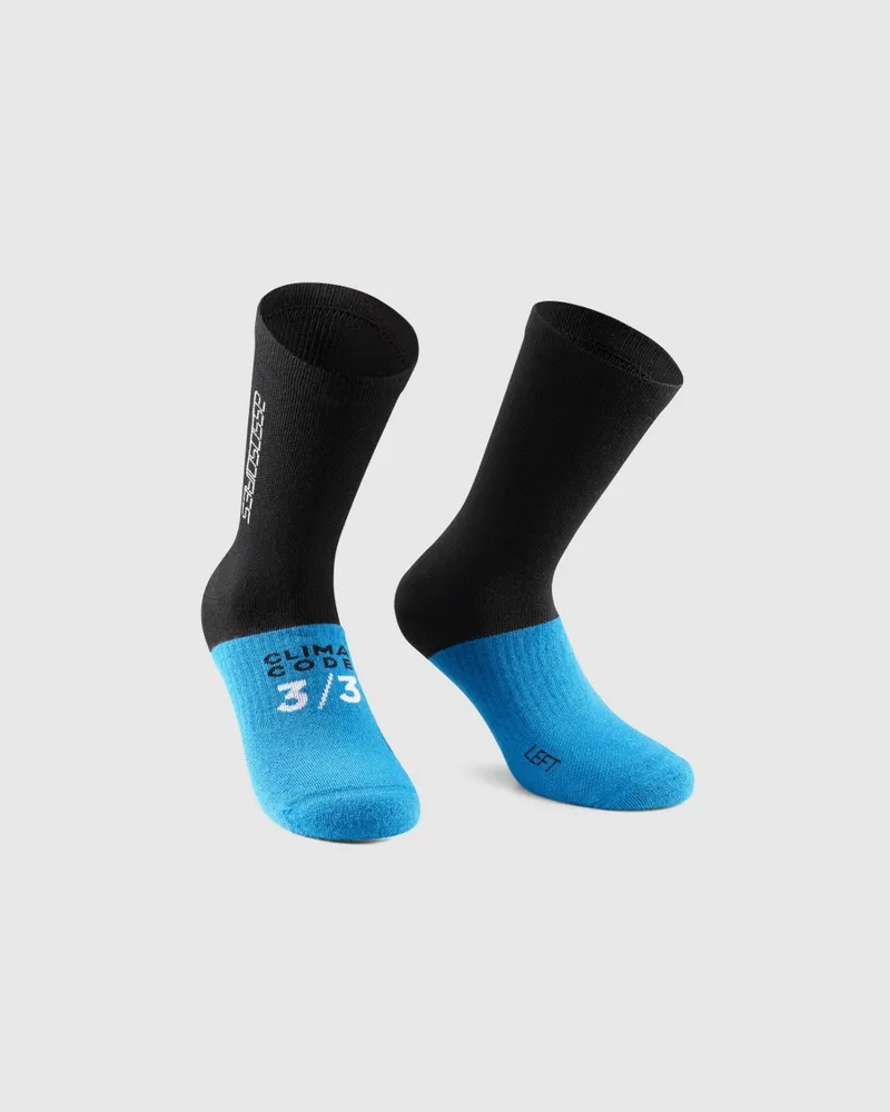 Assos Ultraz 3/3 Winter Socks Evo Black Series