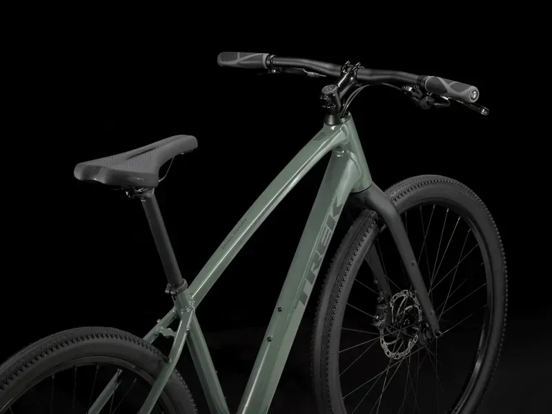 Trek Dual Sport 2 Hybrid Bike in Keswick-2