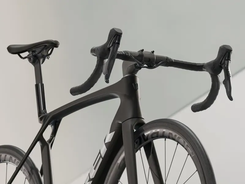 2025 Trek Madone SL 6 AXS Gen 8 Road Bike In Matte Dark Web-4