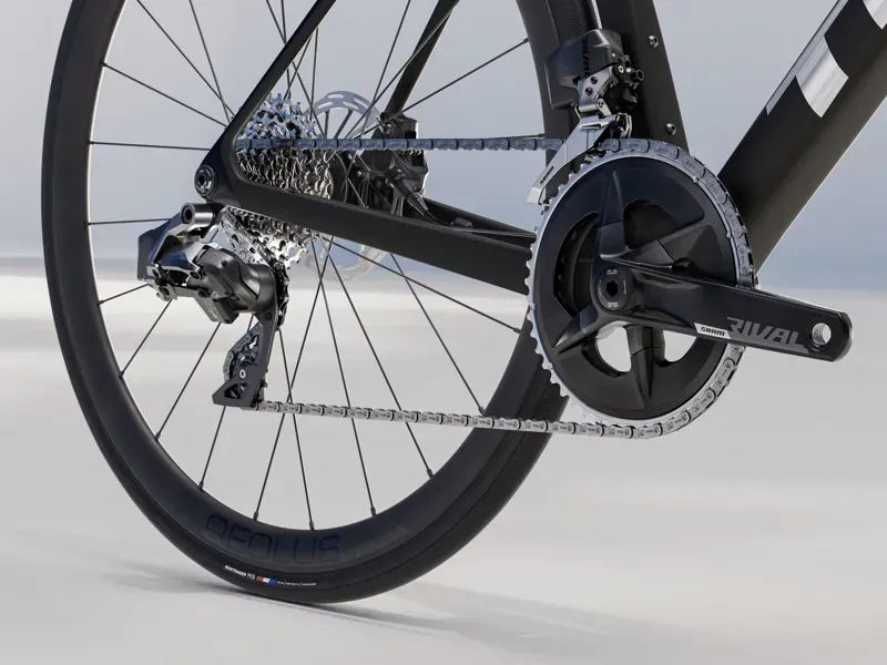 2025 Trek Madone SL 6 AXS Gen 8 Road Bike In Matte Dark Web-5