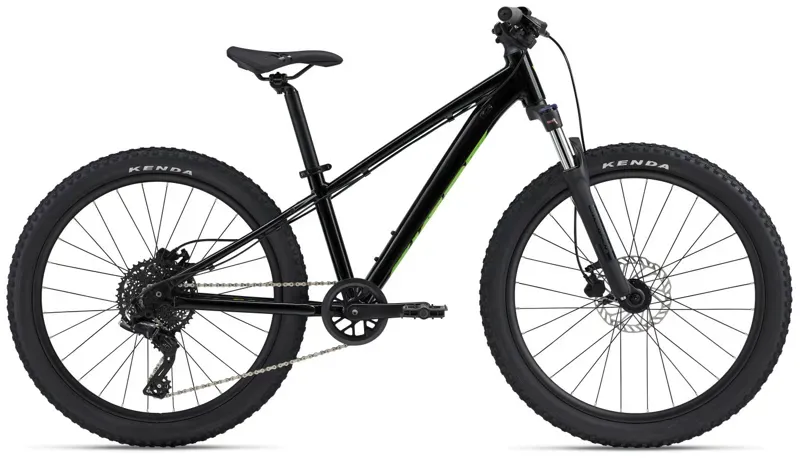 Giant STP 24 FS Kids Mountain Bike in Black
