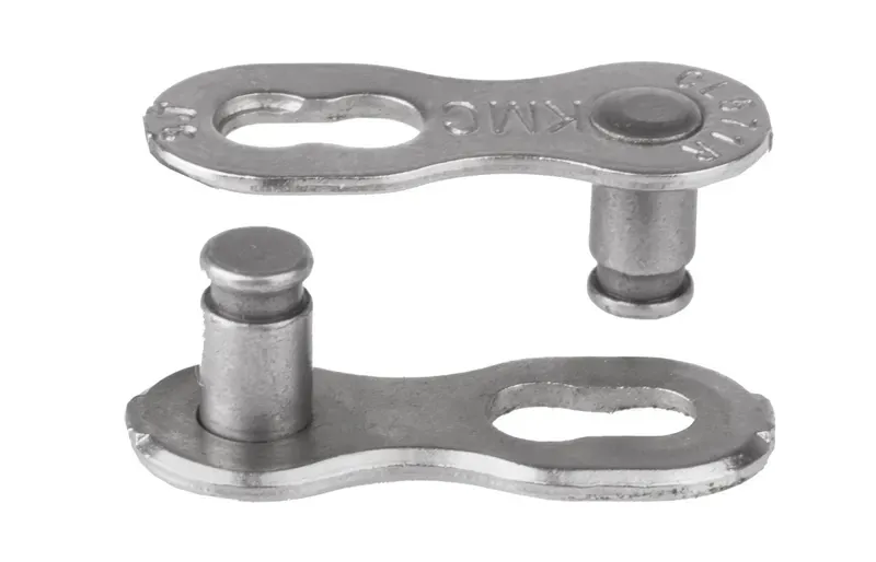 KMC MissingLink 8 Speed Chain Links in Silver