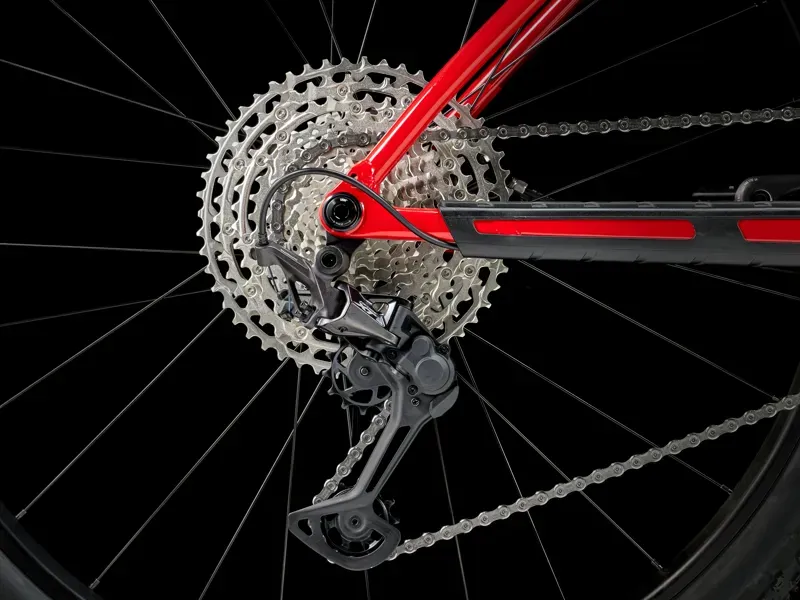 Trek Procaliber 6 Moutain Bike In Viper Red/Crimson-2