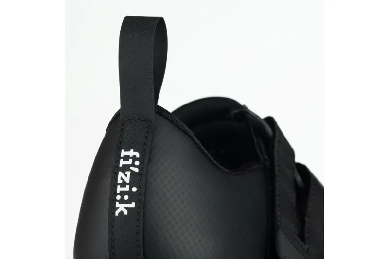 Fizik R4 Transiro Tri Shoes in Black/White-1