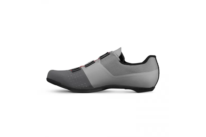 Fizik R4 Tempo Overcurve Wide Road Shoes in Black-1