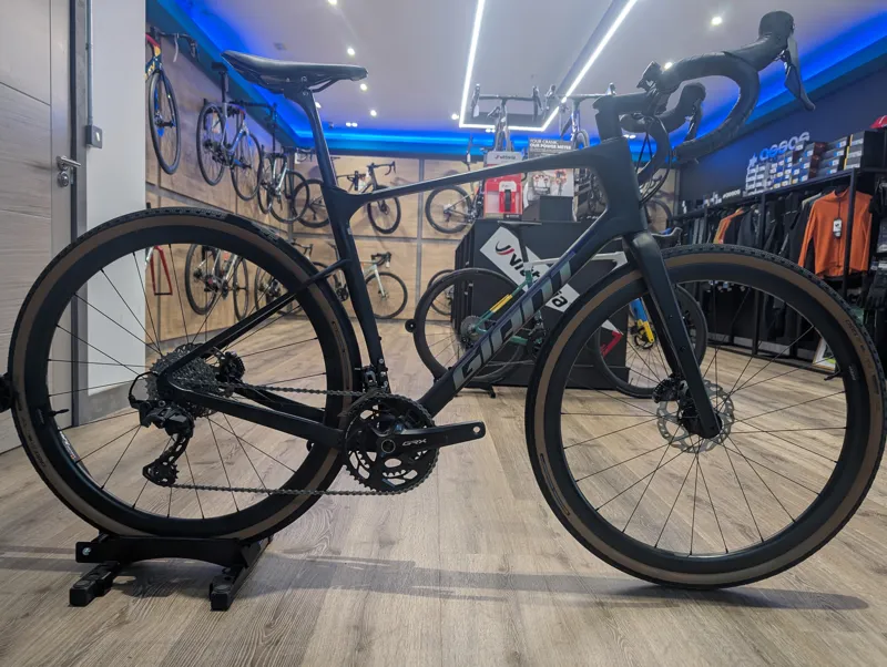 New-To-You Giant Revolt Advanced 0 Large