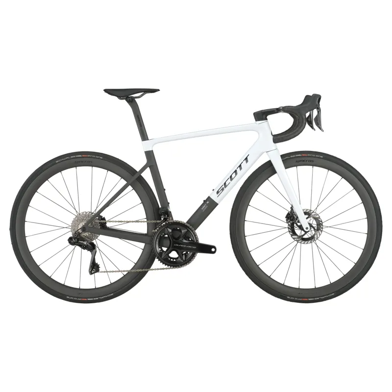 2025 Scott Addict RC Pro Road Bike in Cumulus White/Carbon Black