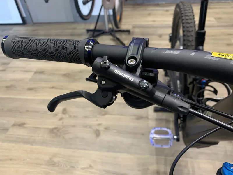 Liv Intrigue X E+ 2 Pro 2 Electric Mountain Bike in Dark Iridescent-6