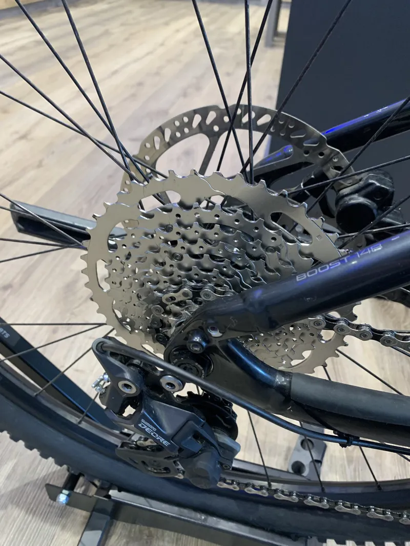 Ex Hire Bike - Trek Powerfly 4 625w Hardtail Electric Mountain Bike in Lithium Grey/Black-6