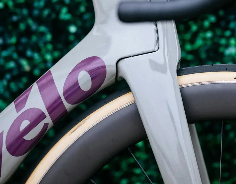 Cervelo S5 Force AXS V1.1 Carbon Road Bike in Sapphire/Ice-2