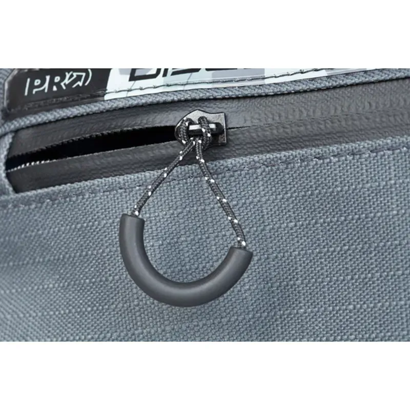 Pro Discover 2.7L Compact Frame Bag In Grey-2