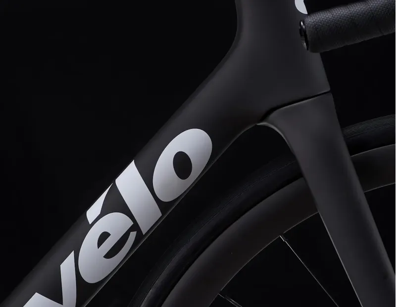 Cervelo R5 Force AXS V1.1 Carbon Road Bike in Five Black-2