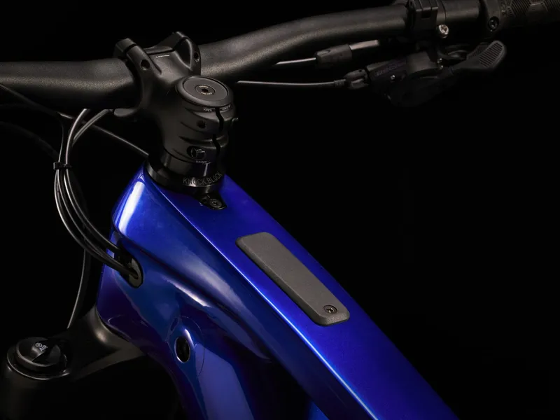 Trek Rail 9.5 Gen 4 E-Mountain Bike in Hex Blue-5