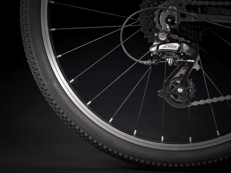 Trek Wahoo 24 Hybrid Kids Bike in Grey-4